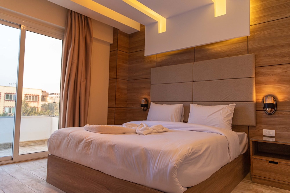 Double Room with Balcony, Pyramids view photo 3