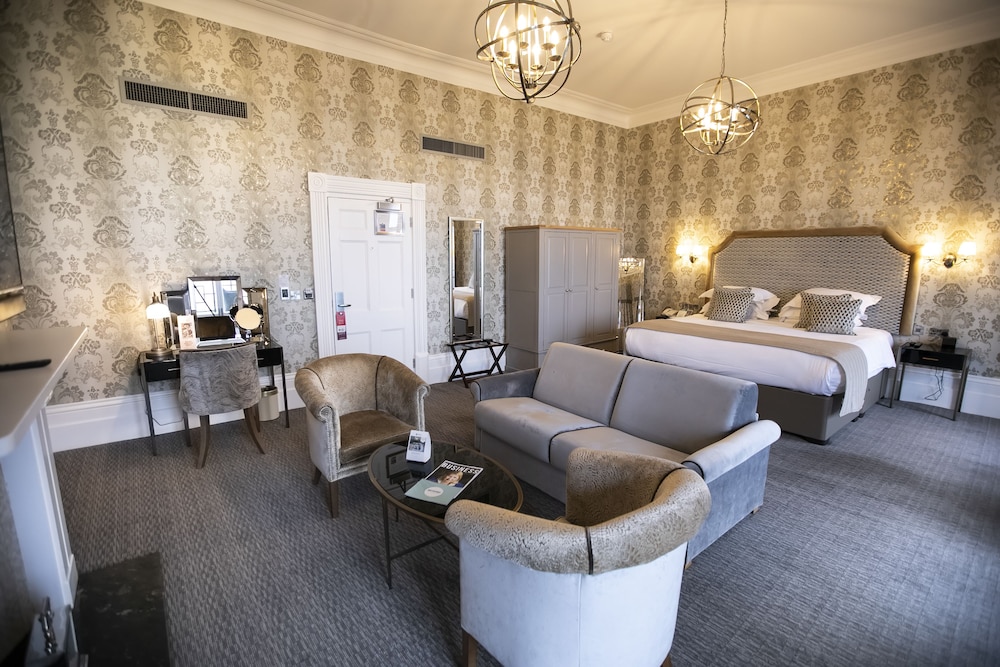 Deluxe Room, 1 Double Bed, Balcony, Sea View - Photo 9