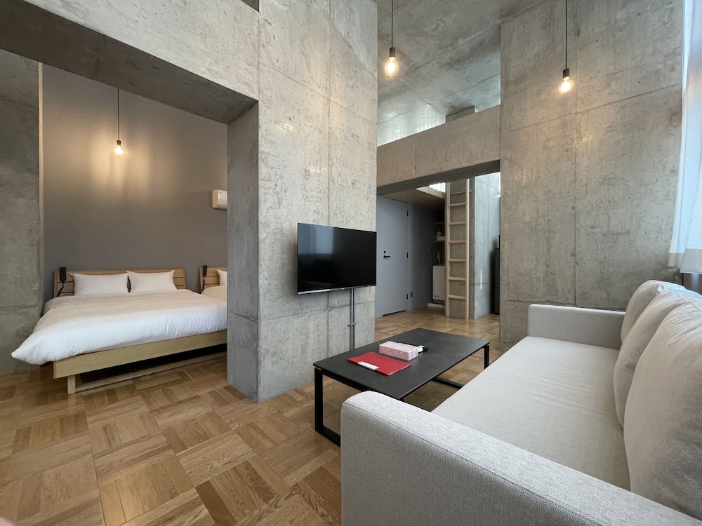 Family Apartment, Non Smoking, City View photo 3