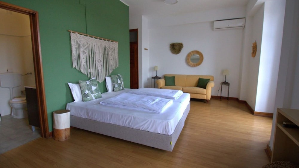Family Quadruple Room, 1 Bedroom, Balcony photo 2
