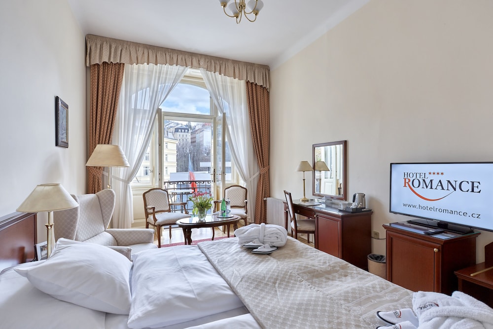 Deluxe Double Room, Balcony, City View - Photo 1