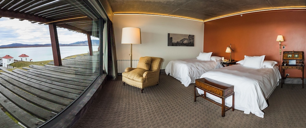 Room, 2 Queen Beds, Accessible (The Singular) photo 2