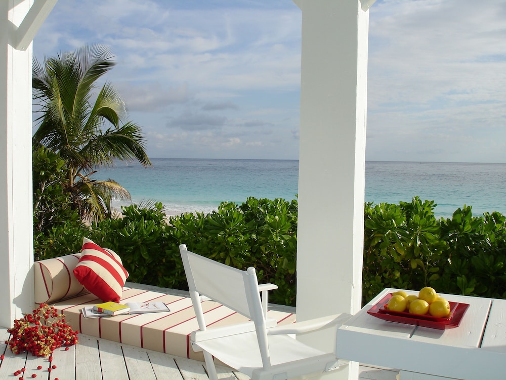 Two Bedroom Sea Cottage - Kitchenette