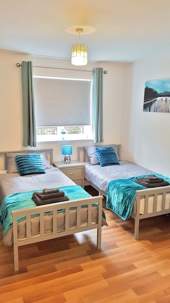 Apartment photo 2