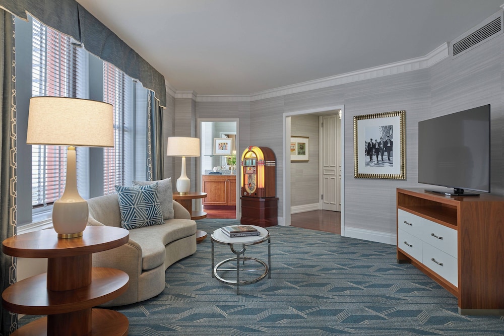 Suite, 1 Bedroom, City View