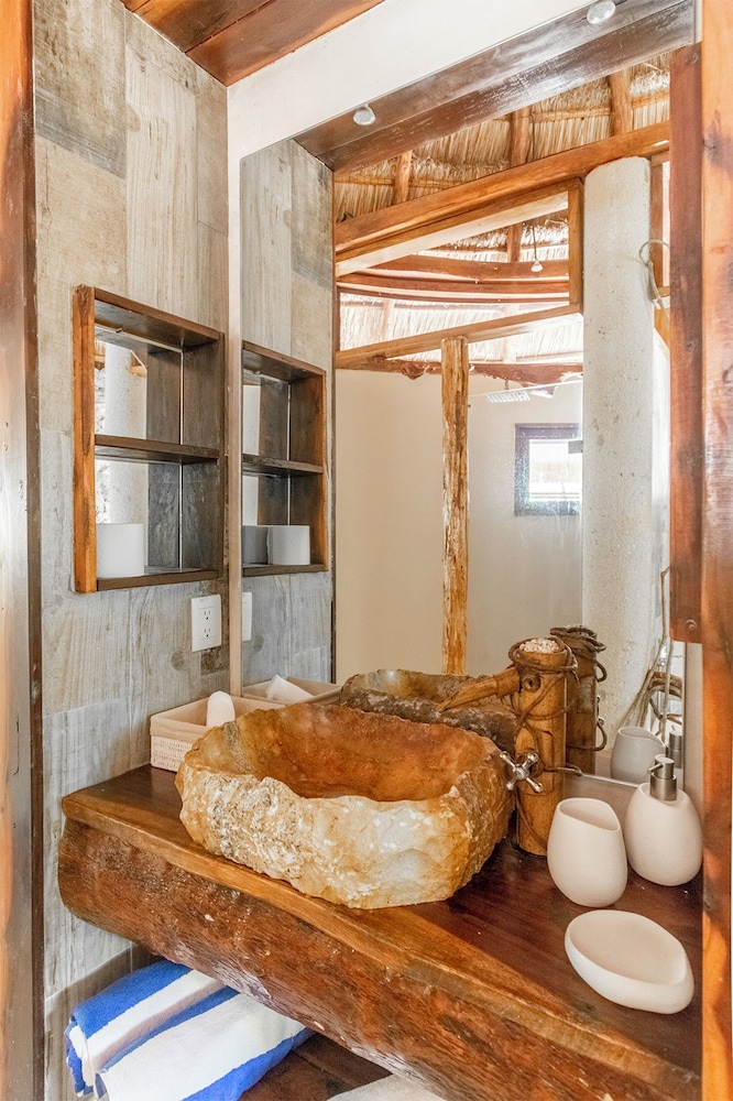 Mayan Gods Cabins - Photo 11