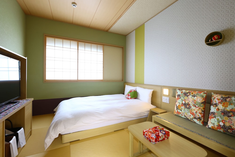 Standard Double Room, Non Smoking - Photo 1