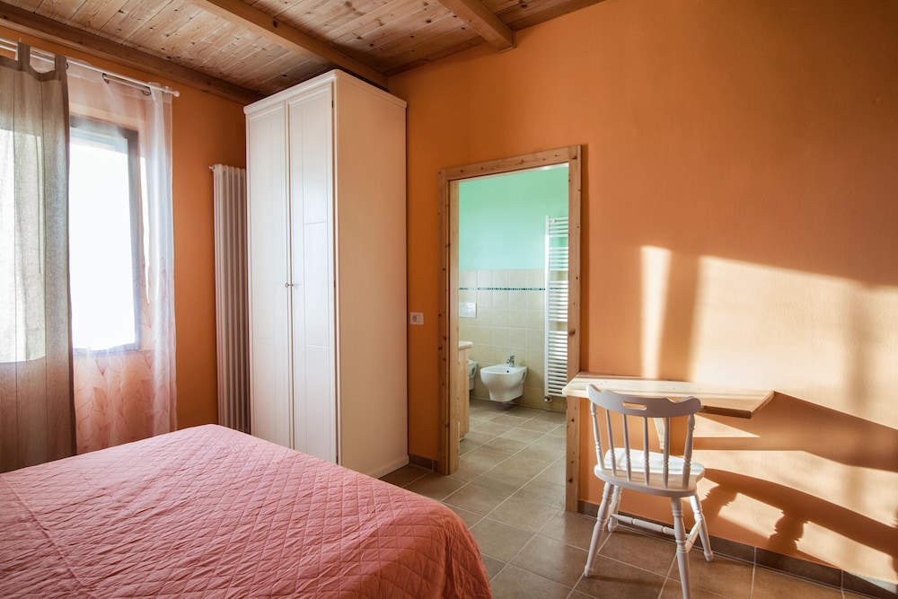 Grand Room photo 2