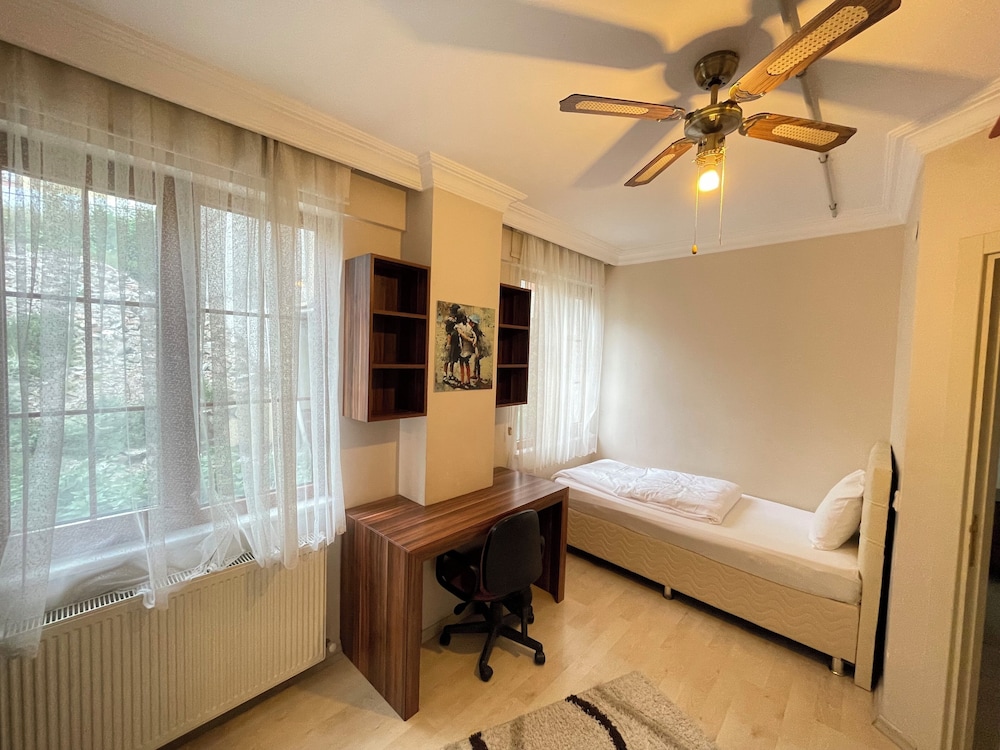 Family Apartment, 2 Bedrooms, Kitchen photo 2