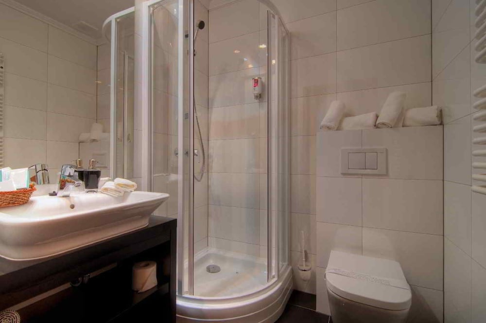 Economy Double Room, 1 Bedroom photo 2