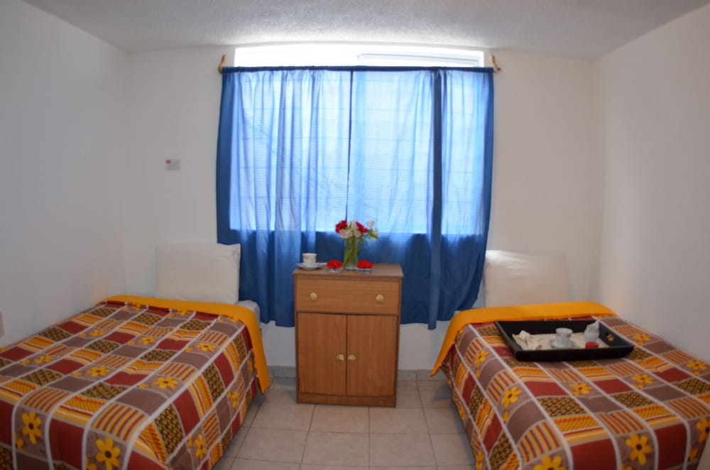 Superior House, 2 Bedrooms, Kitchen photo 2