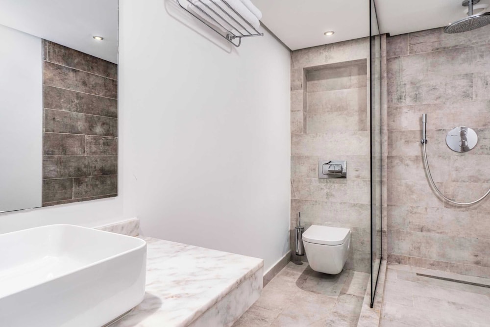 Family Duplex (Suite) - Photo 10