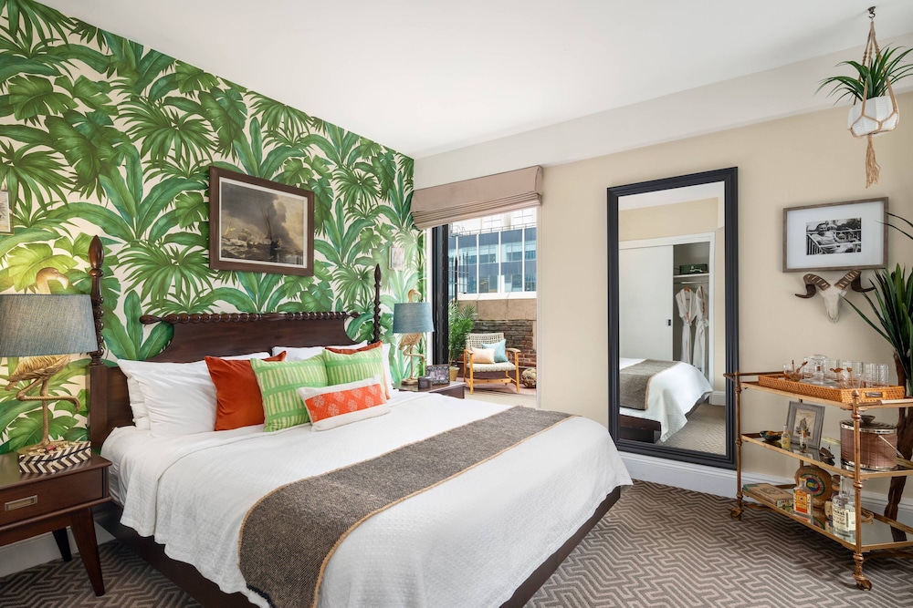 Suite, 1 Bedroom (Balcony)
