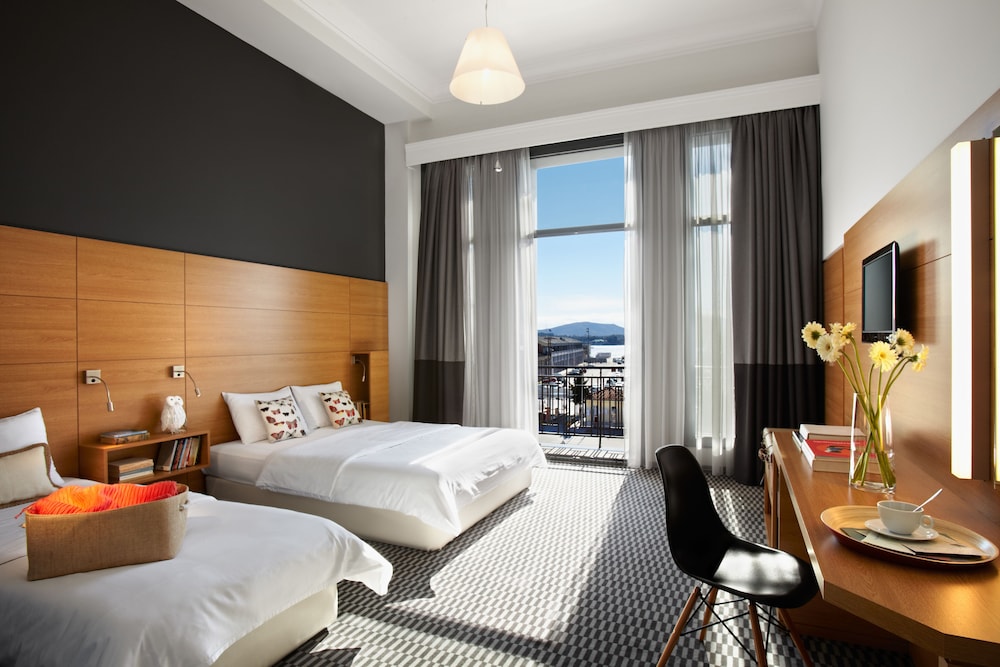 Deluxe Triple Room, Sea View (or City view) - Photo 1