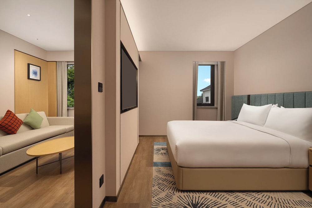 Comfort Suite, 1 King Bed