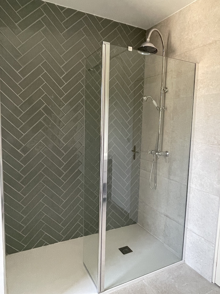 Deluxe Suite photo 3