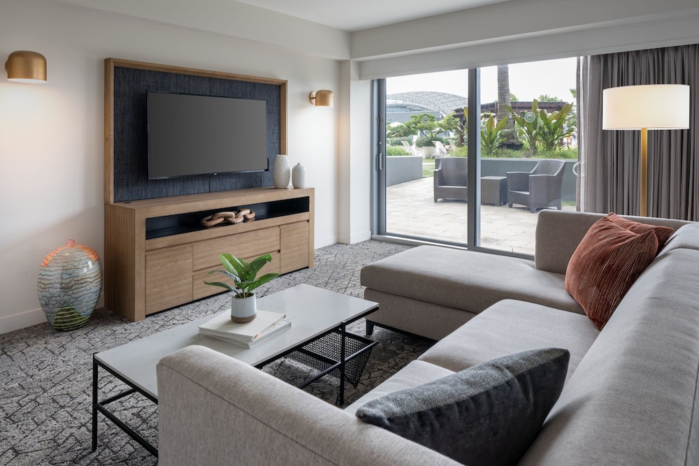 Suite, 1 Bedroom - Photo 1