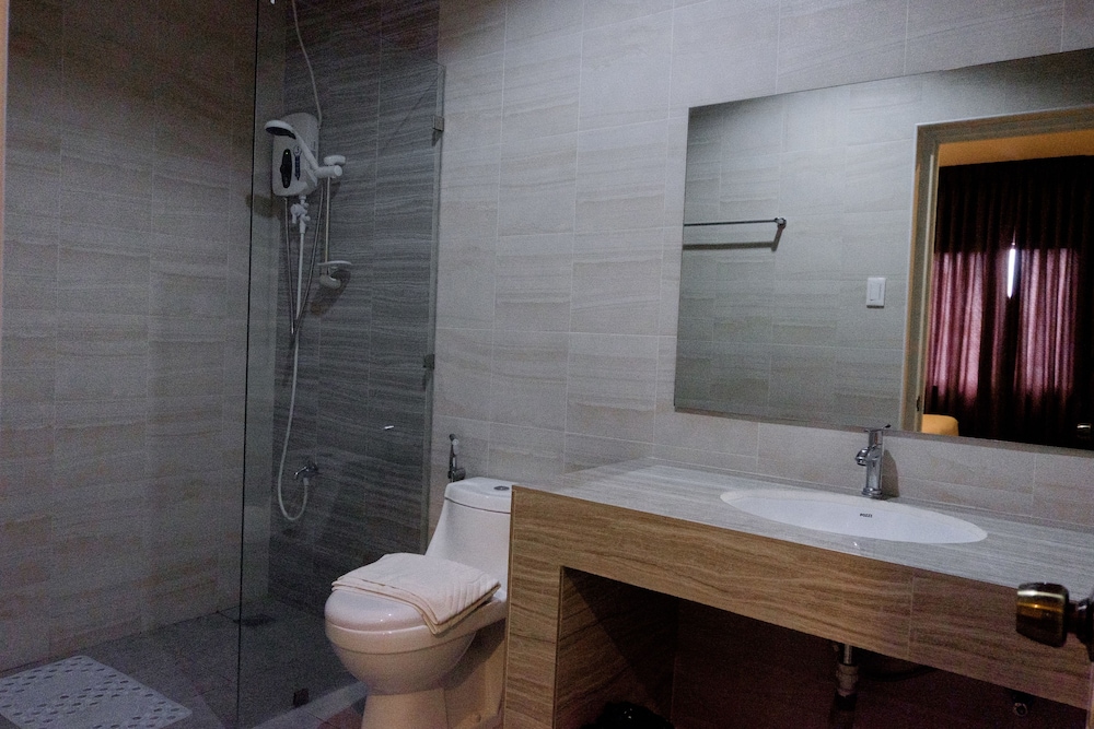 Premier Twin Room, 2 Twin Beds photo 2