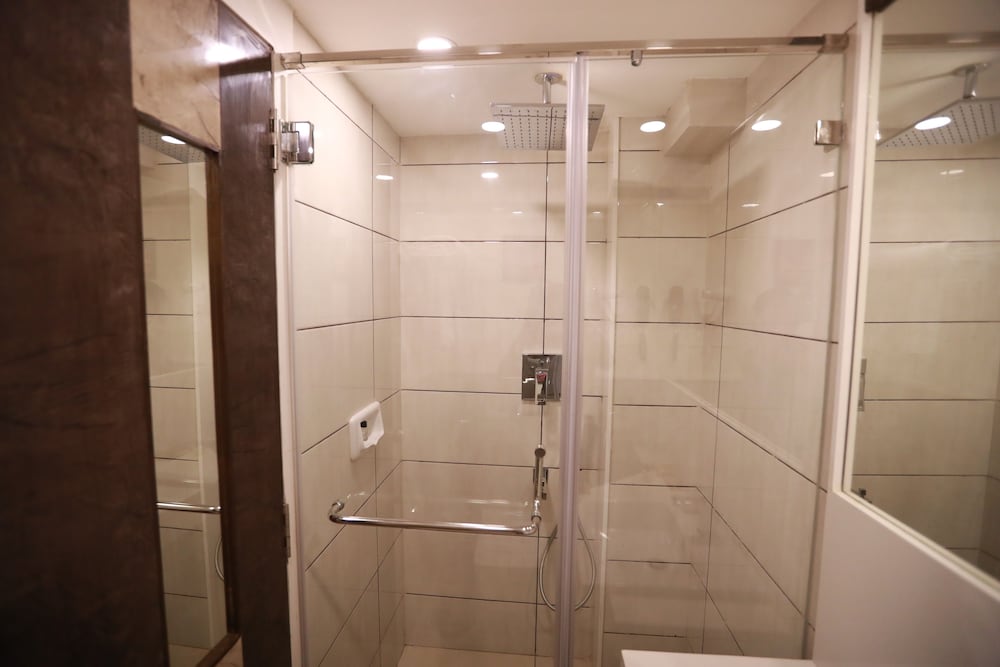 Elanza Premium Room photo 2