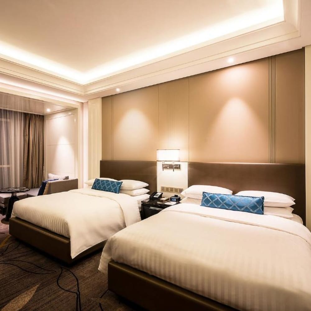 Executive Twin Room, 1 Double Bed photo 3