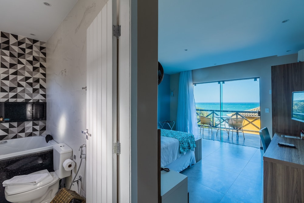 Deluxe Room - Photo 19