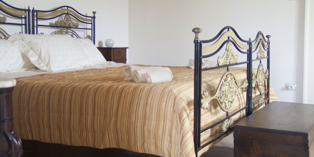 Double Room, 1 Queen Bed, Valley View photo 3