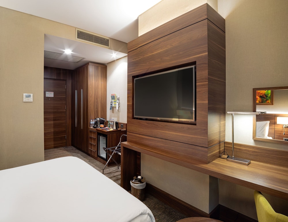 Premium Room, 1 Queen Bed