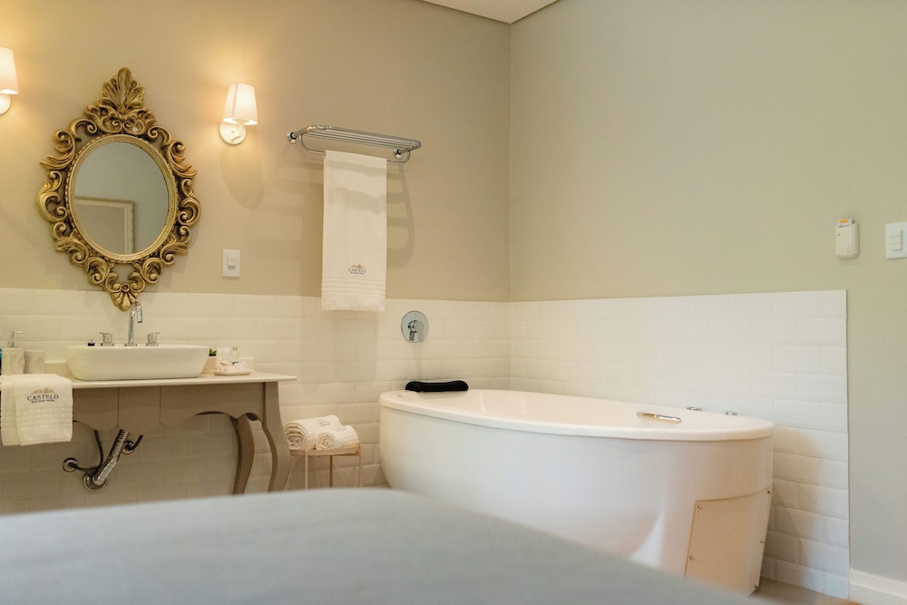 Deluxe Double Room, City View - Photo 8
