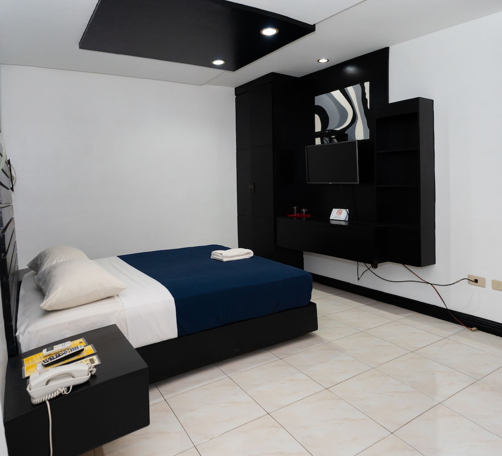 Deluxe Double Room, 1 Double Bed photo 2