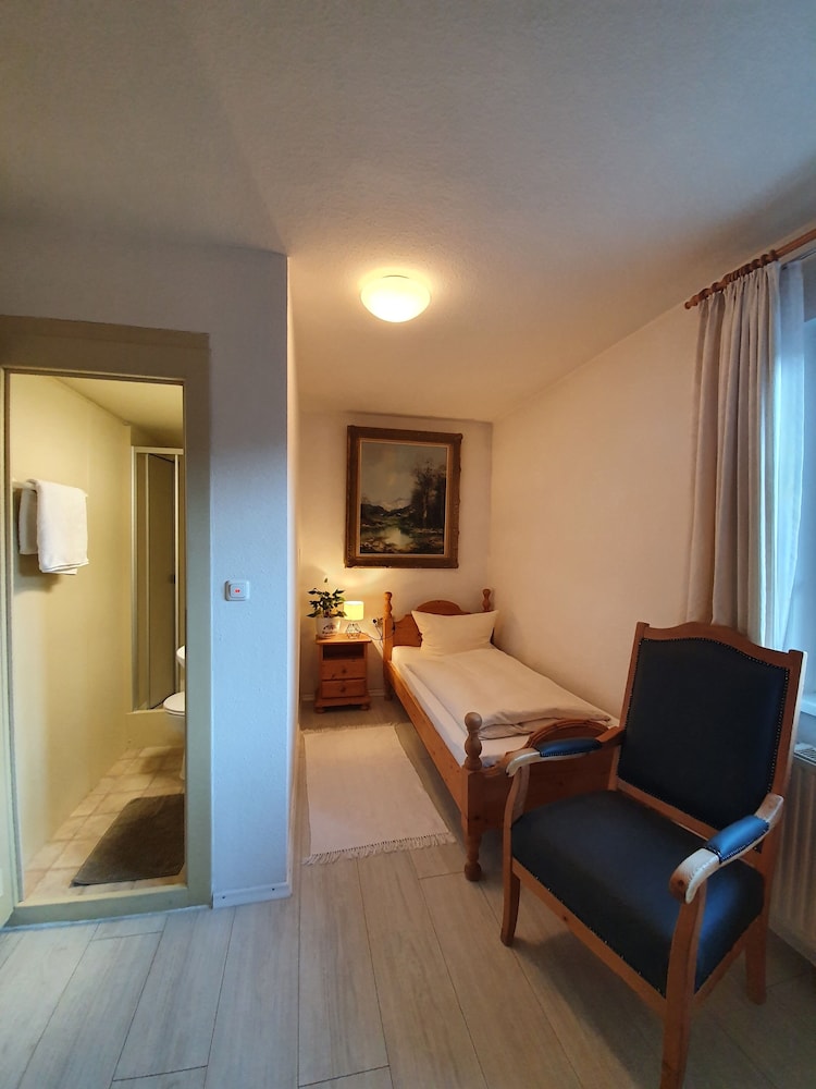 Standard Single Room, 1 Bedroom, Non Smoking, Ensuite photo 1