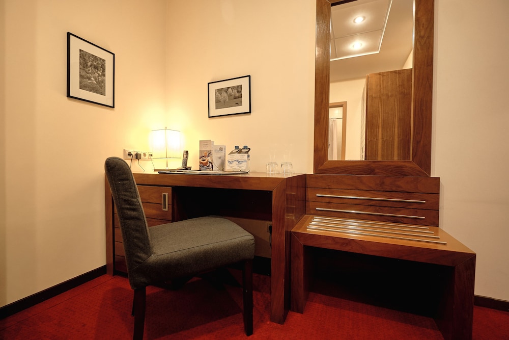 Comfort Double Or Twin Room photo 2