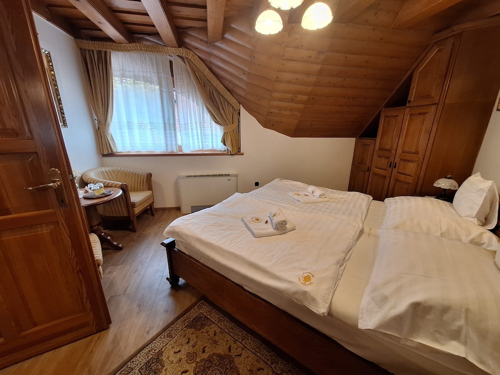 Standard Quadruple Room photo 3