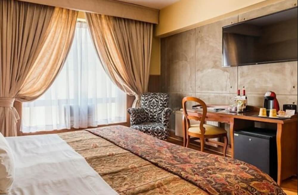 Executive Double Room - Photo 1