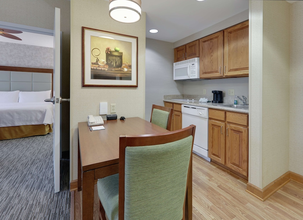 Suite, Multiple Beds, Accessible, Non Smoking - Photo 13