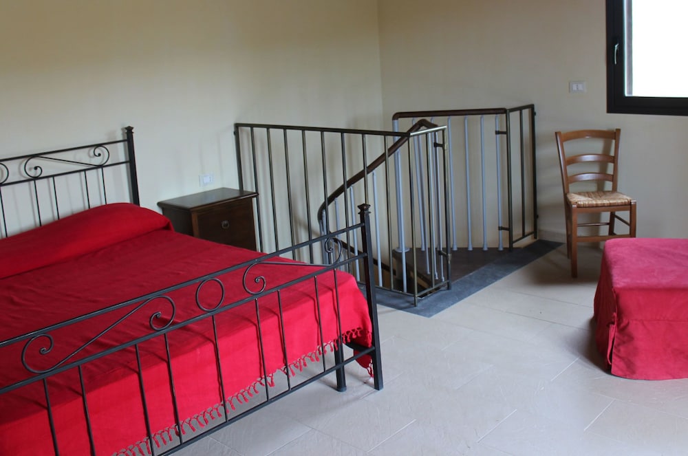 Apartment, 1 Bedroom, Annex Building