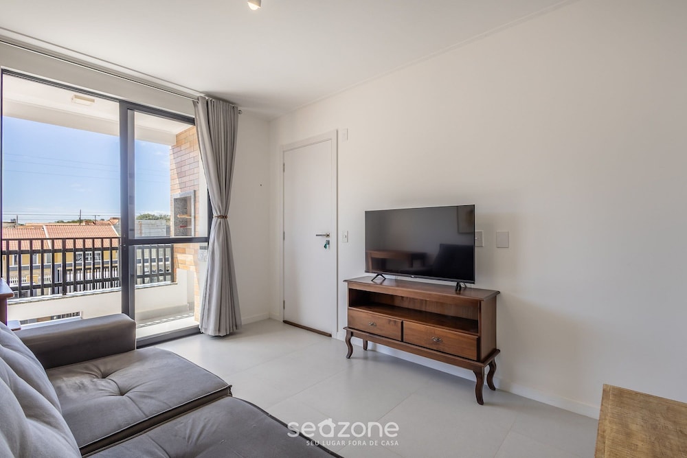 Basic Apartment photo 3