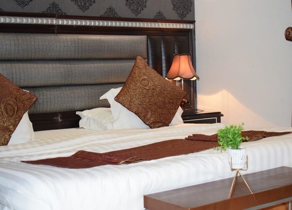 Celine Al Motamayza Apartments — photo 48