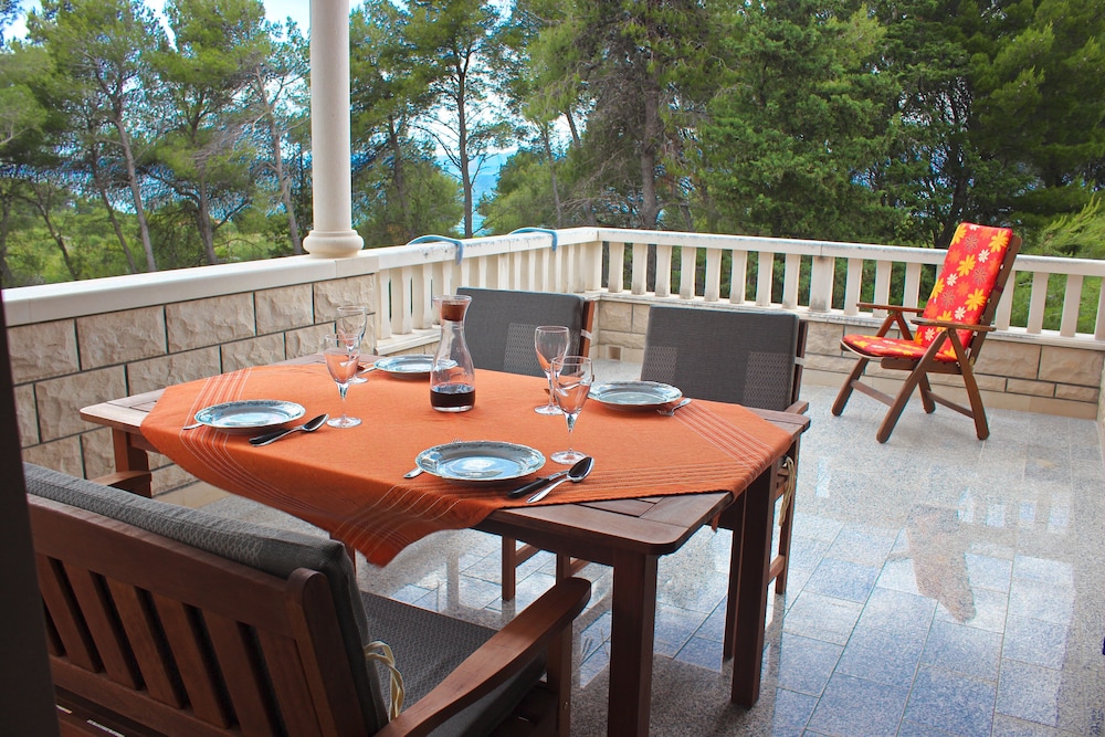 Apartment (Two Bedroom Apartment with Terrace) photo 2