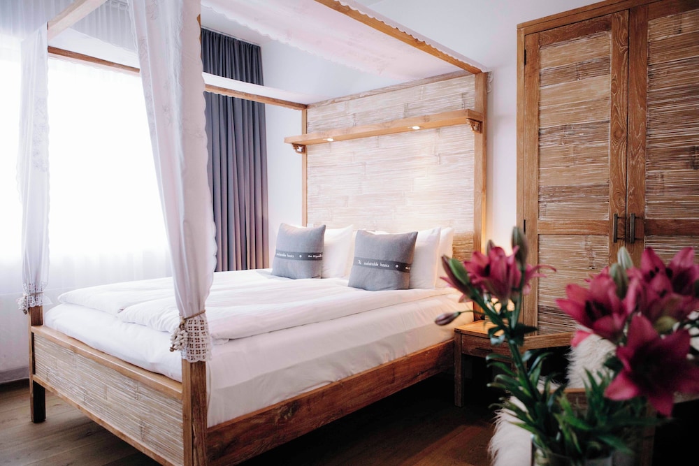 Superior Double or Twin Room - Photo 2