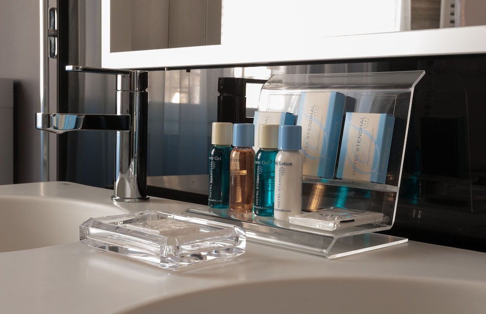 Executive Double Room (3 pax) thumbnail 5