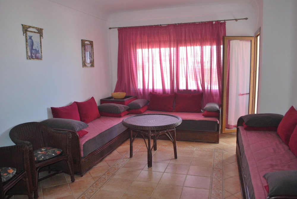 Apartment, 2 Bedrooms, Garden View photo 1