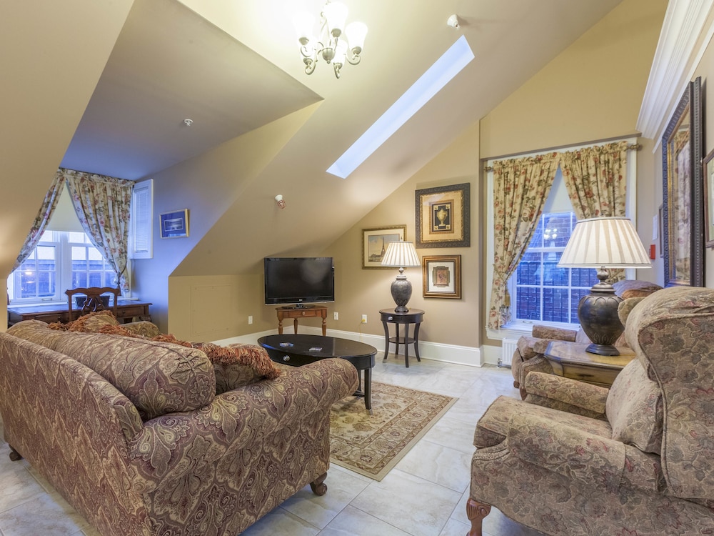 Executive Penthouse, 1 Bedroom, Kitchen, Harbor View, photo 6