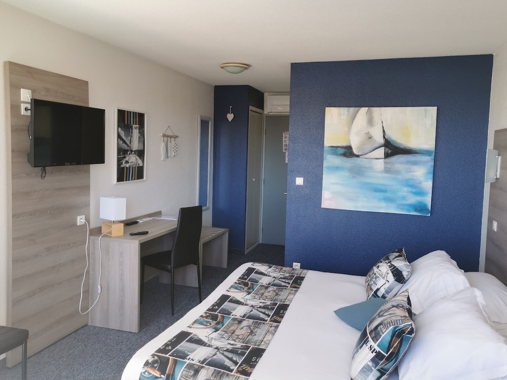 Superior Double Room, Balcony, Pool View photo 3