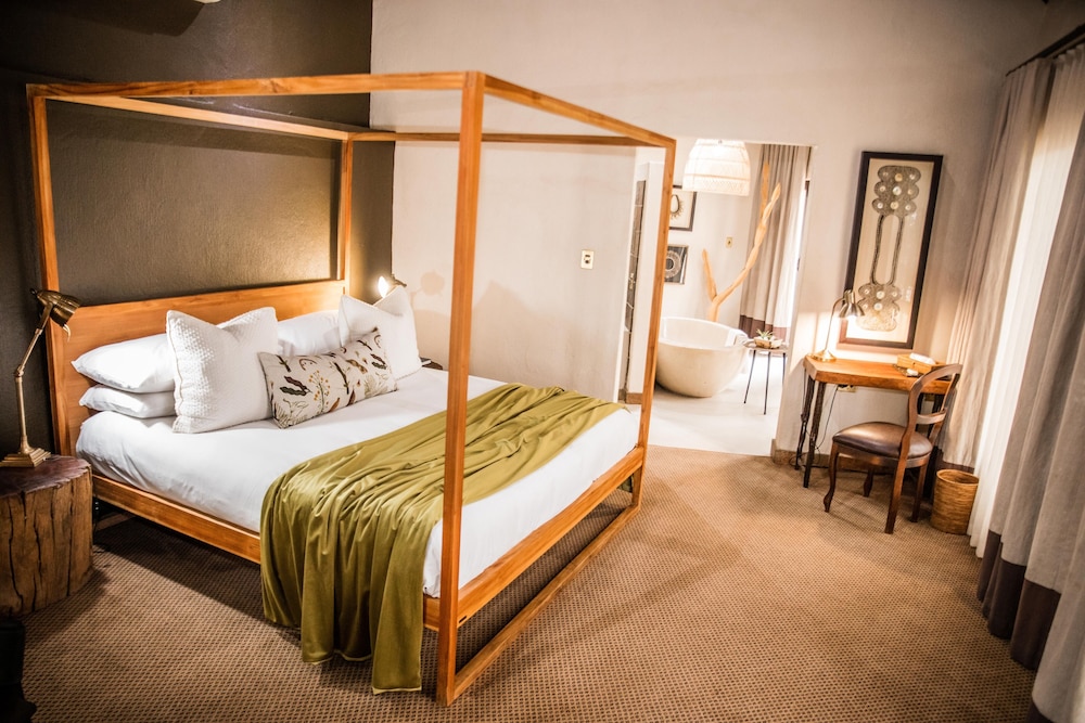 Honeymoon Suite photo 1