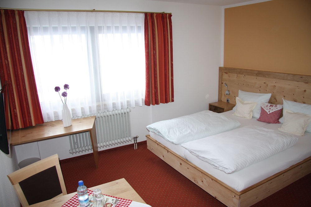 Standard Double Room, Non Smoking photo 1