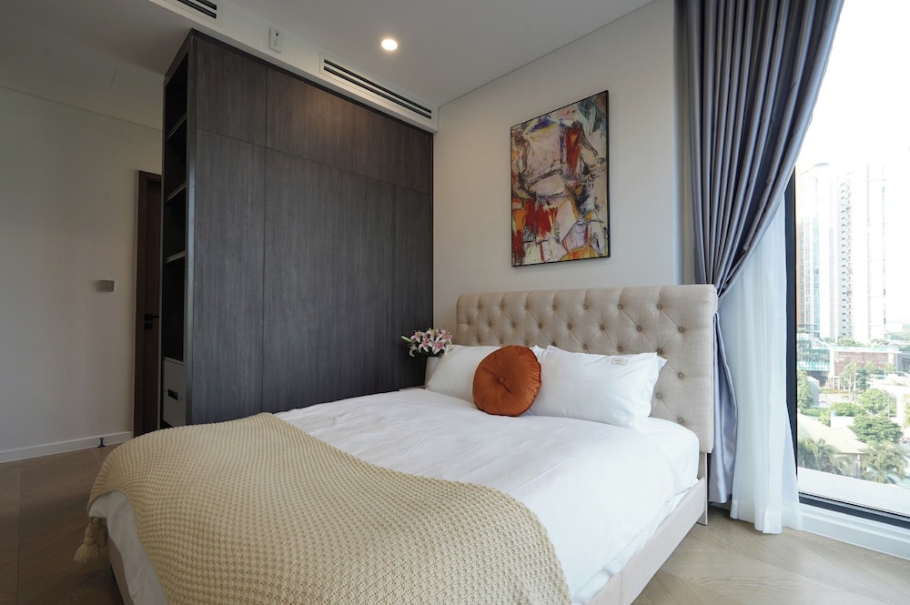 Presidential Suite, 2 Bedrooms, Club Lounge Access, Harbor View