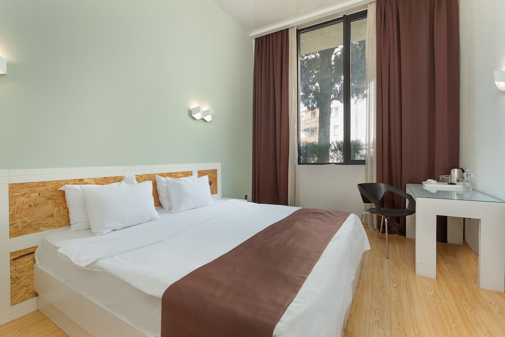 Economy Double or Twin Room photo 1