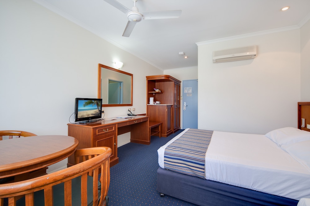 Budget Queen Room photo 1