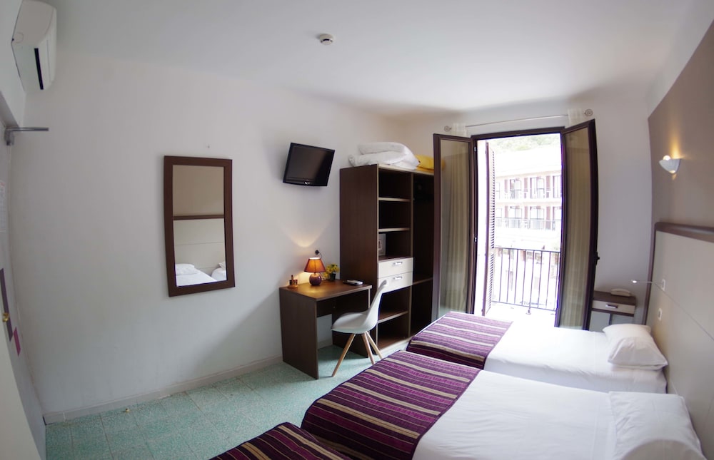 Triple Room photo 3