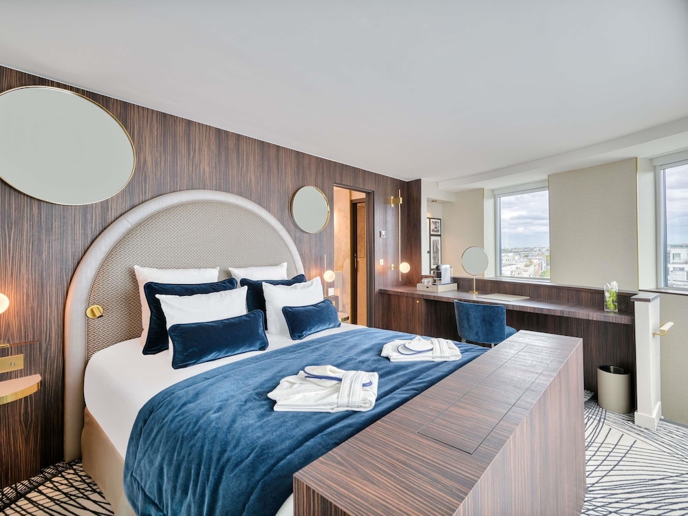 Novotel Paris Centre Bercy bedroom photo